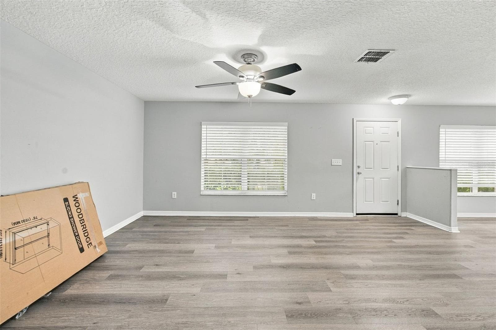 Townhouse at 37640 AARALYN RD, ZEPHYRHILLS, photo 9 of 29