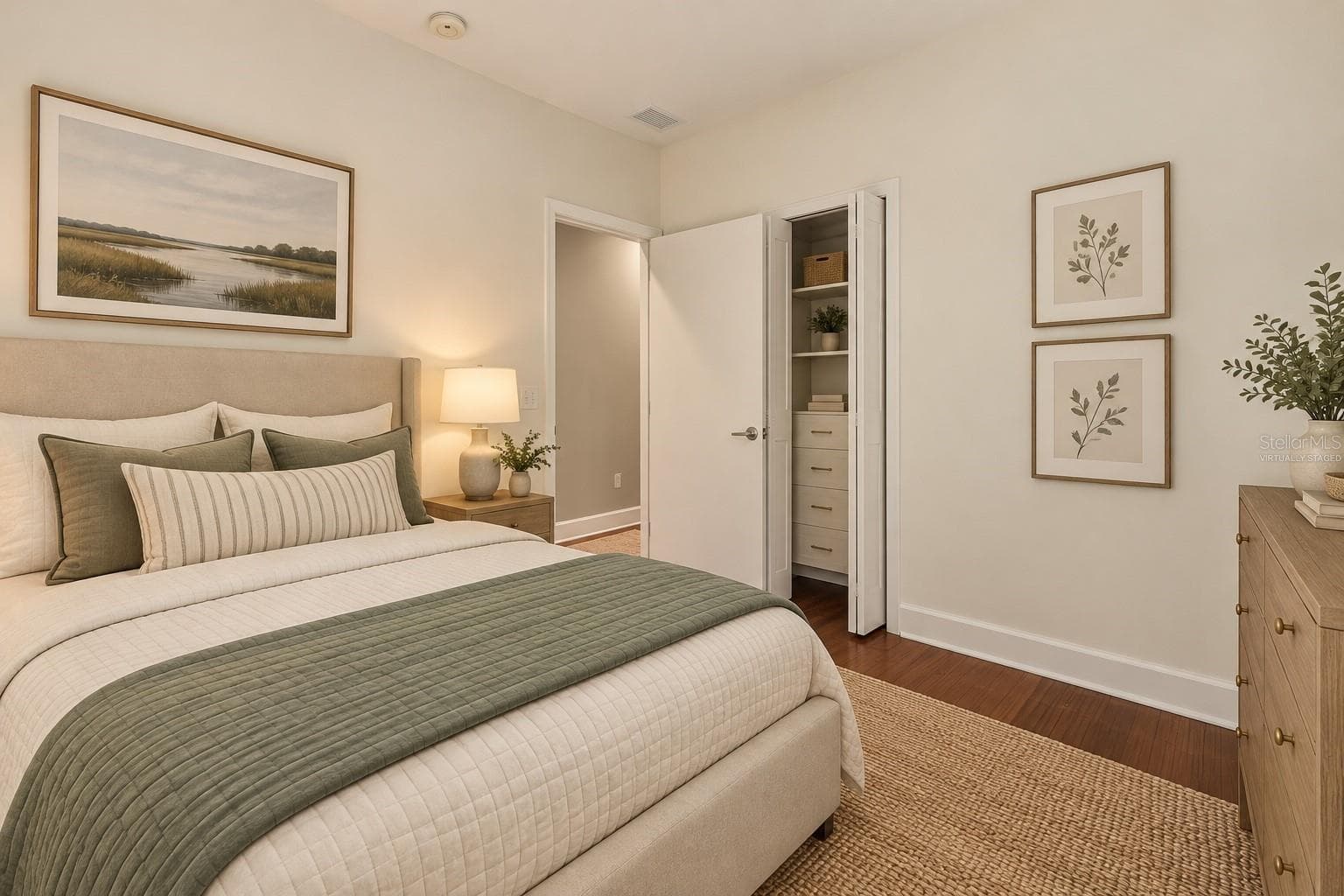 virtually staged - 213 S MOODY AVE #1, TAMPA