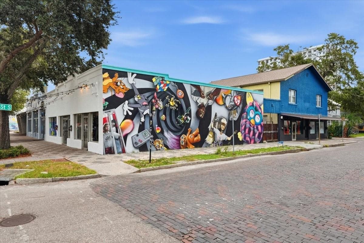 Quadruplex at 1756 CENTRAL AVE, ST PETERSBURG, photo 2 of 94