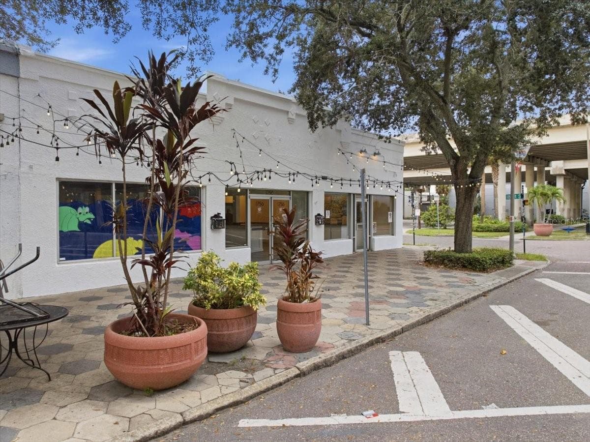 Quadruplex at 1756 CENTRAL AVE, ST PETERSBURG, photo 14 of 94