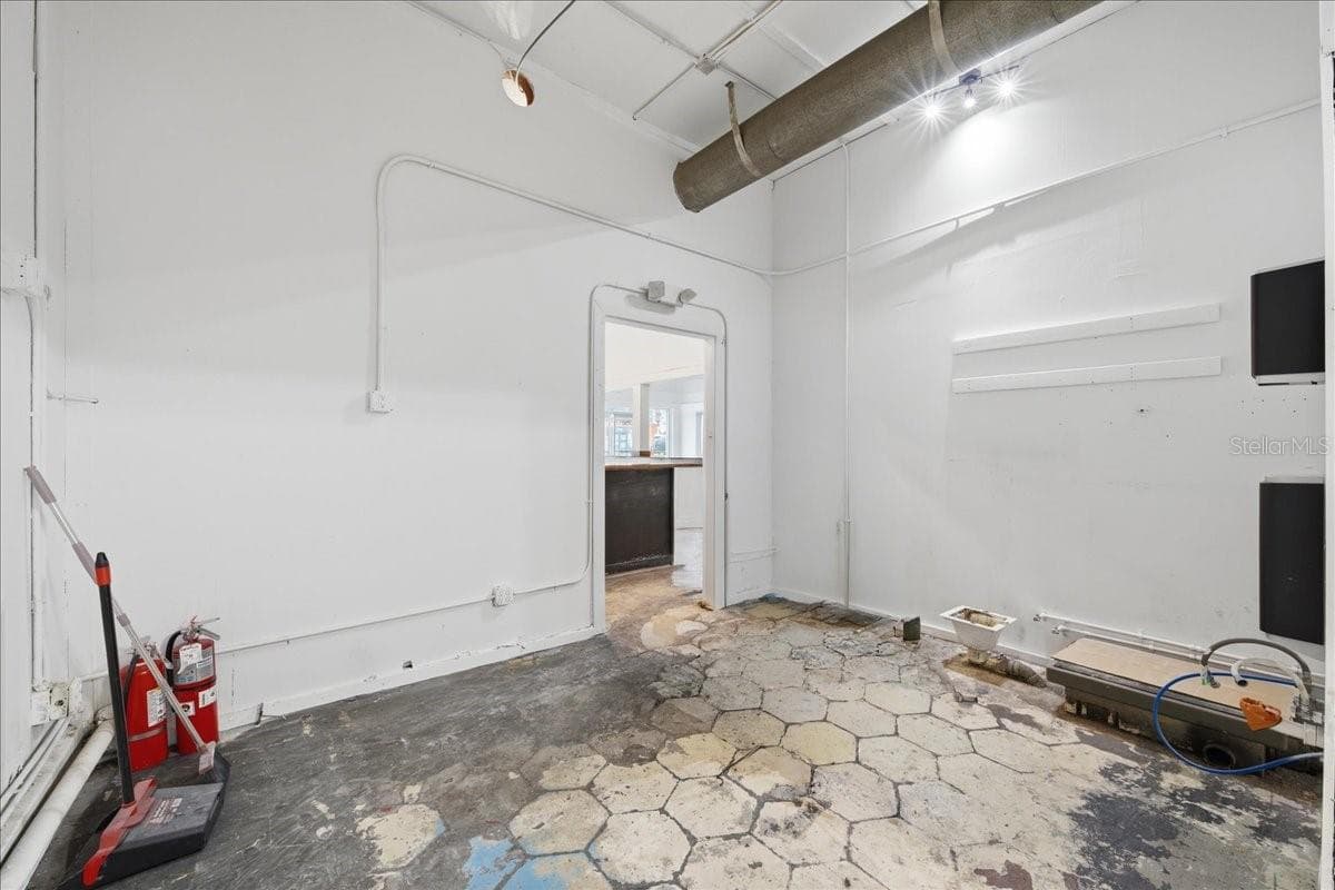 Quadruplex at 1756 CENTRAL AVE, ST PETERSBURG, photo 51 of 94