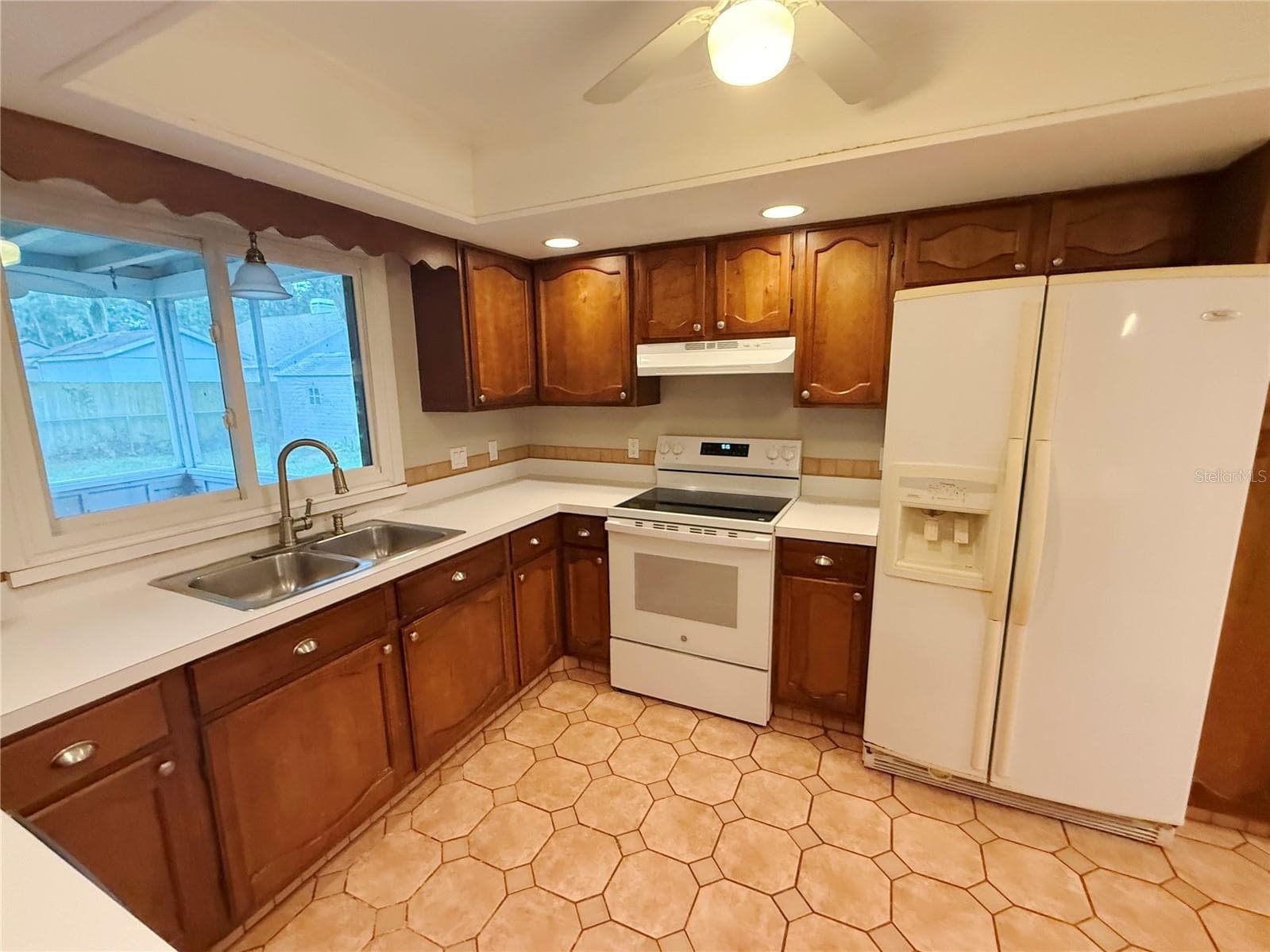 Single Family Residence at 3858 GARNET DR, MULBERRY, photo 20 of 39