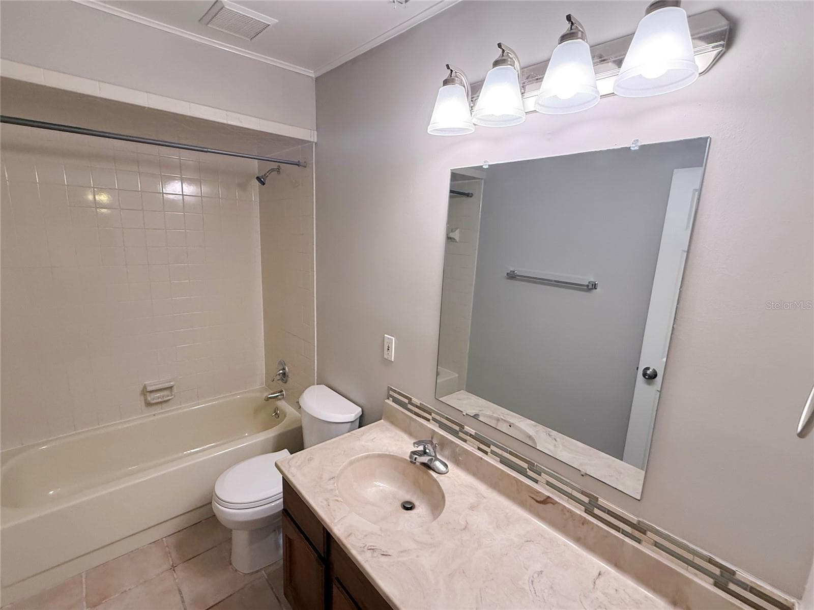 Single Family Residence at 3858 GARNET DR, MULBERRY, photo 35 of 39