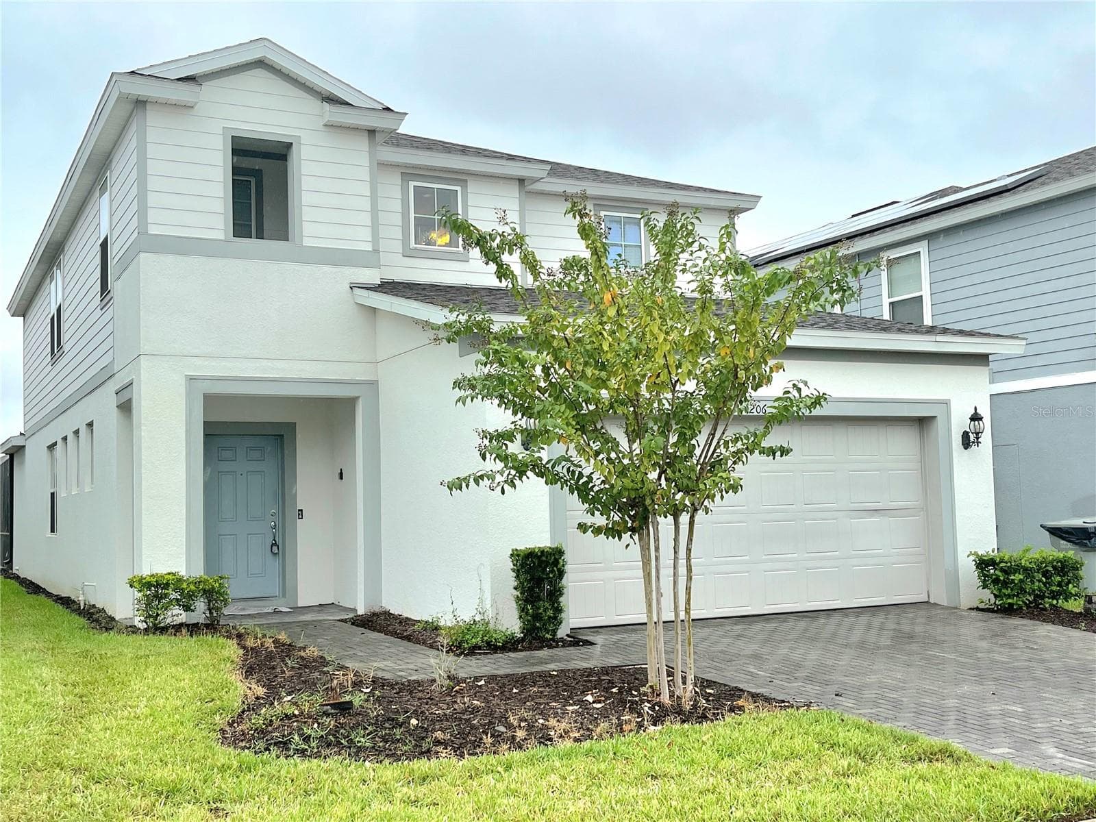 1206 ALOHA BLVD