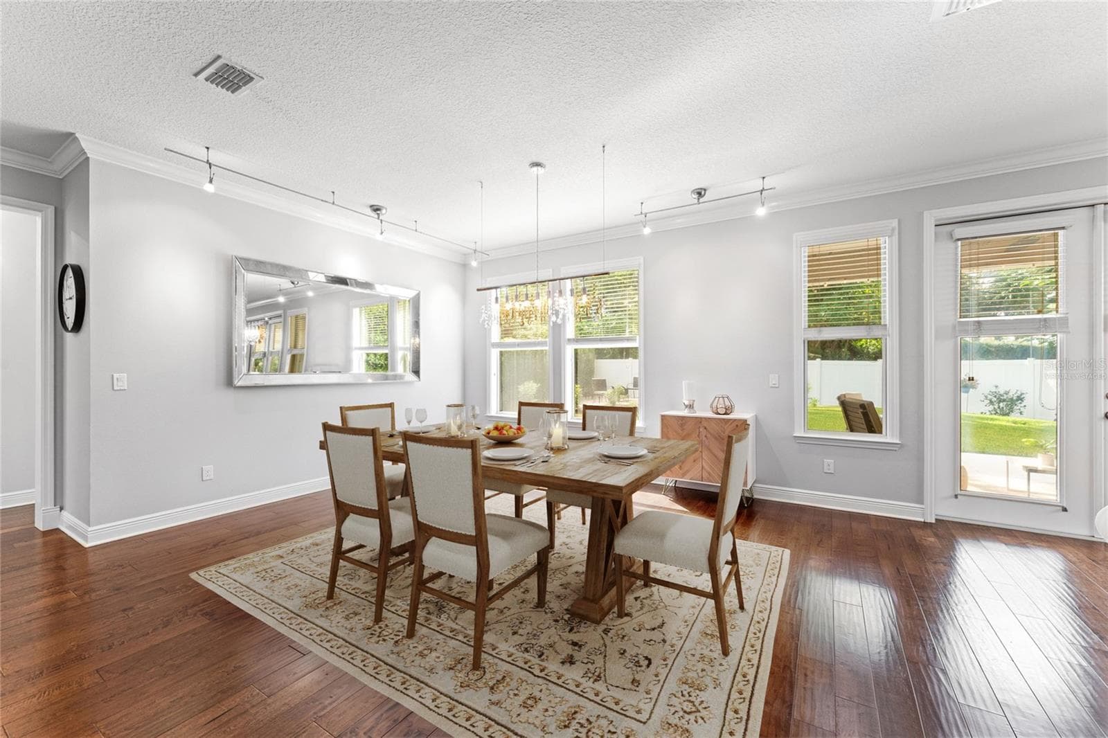 Virtually Staged - 2932 WHISTLEWOOD DR, ORLANDO