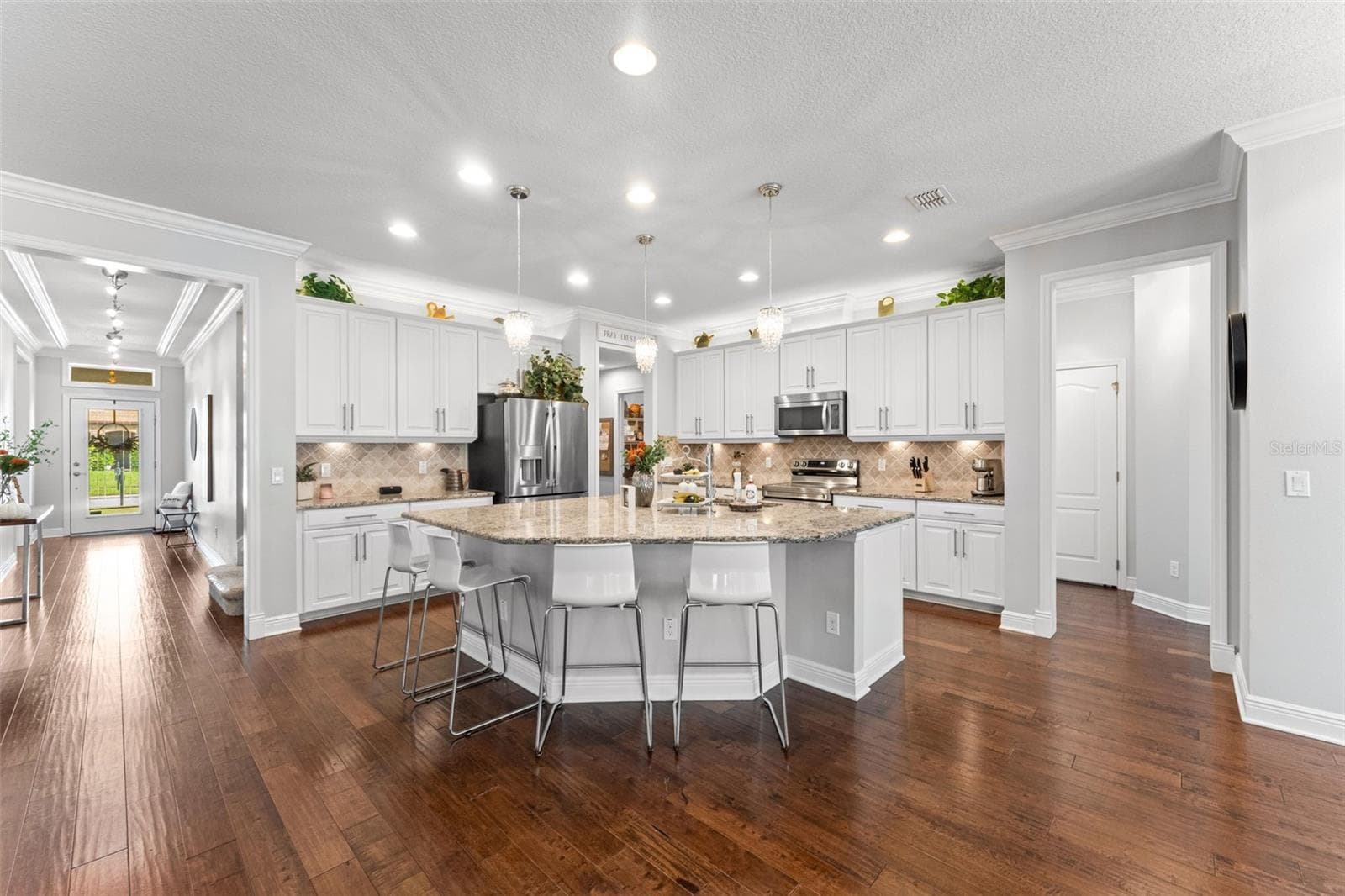Single Family Residence at 2932 WHISTLEWOOD DR, ORLANDO, photo 15 of 56