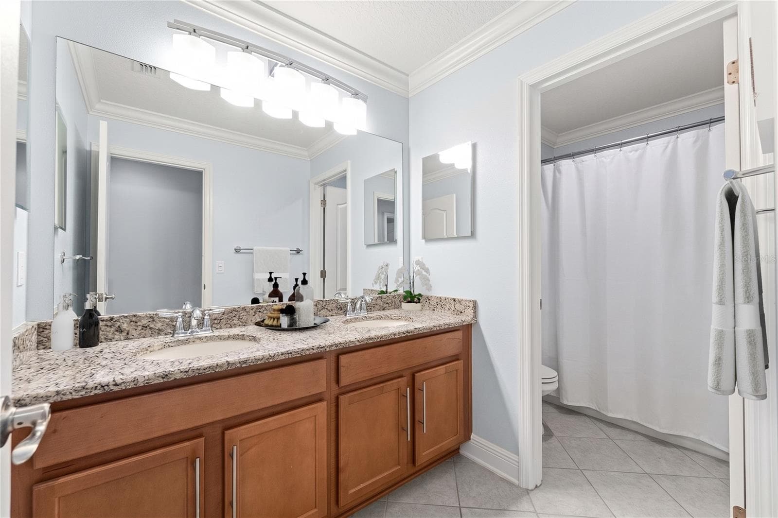 Single Family Residence at 2932 WHISTLEWOOD DR, ORLANDO, photo 27 of 56