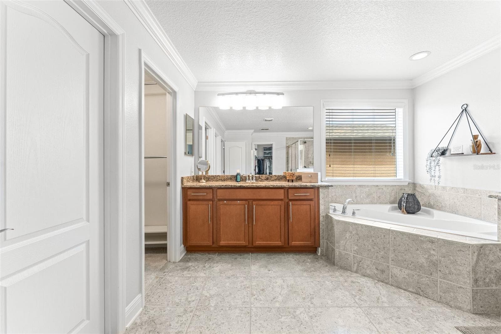Single Family Residence at 2932 WHISTLEWOOD DR, ORLANDO, photo 38 of 56
