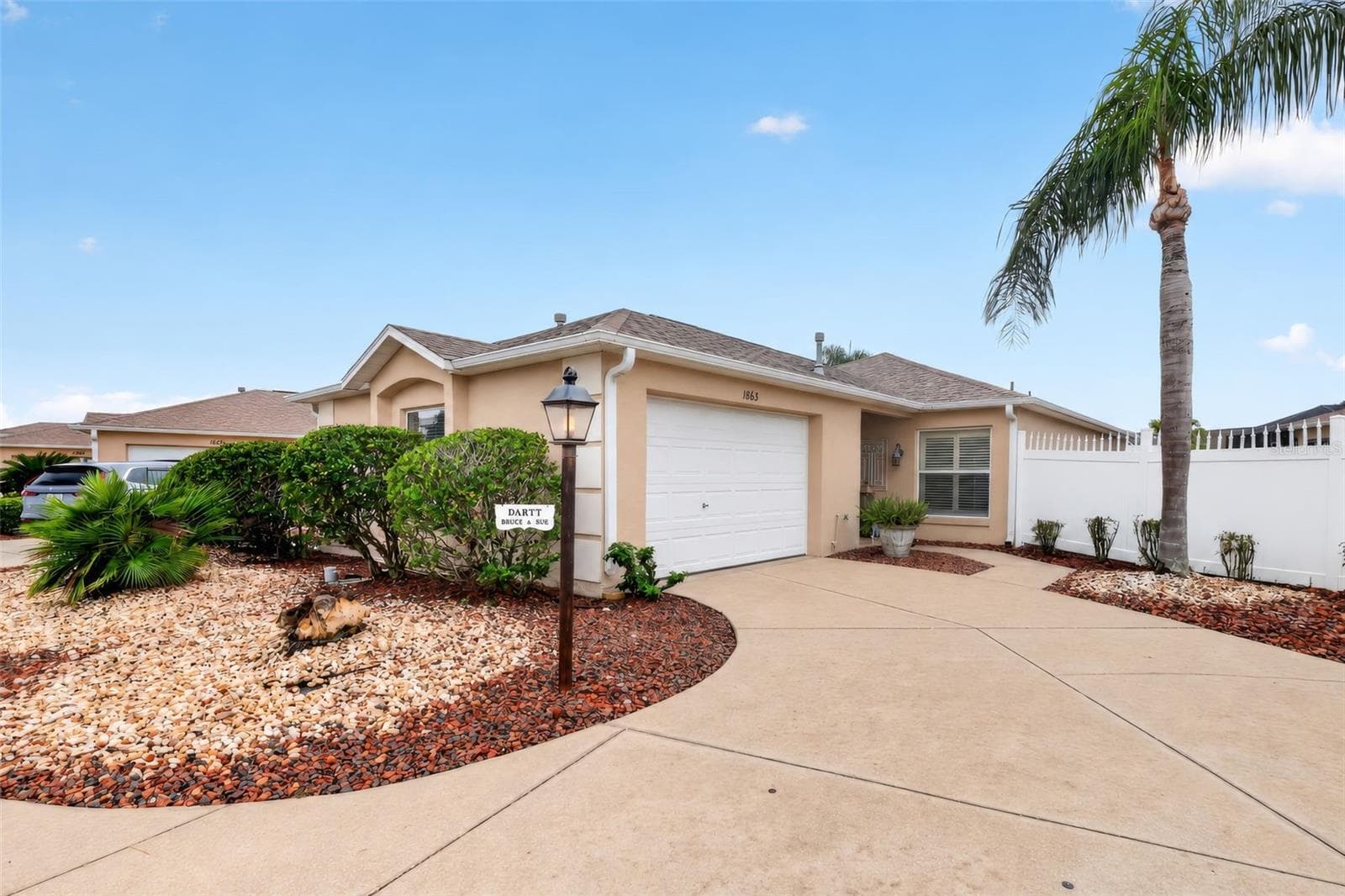 Villa at 1863 DALTON DR, THE VILLAGES, photo 2 of 38