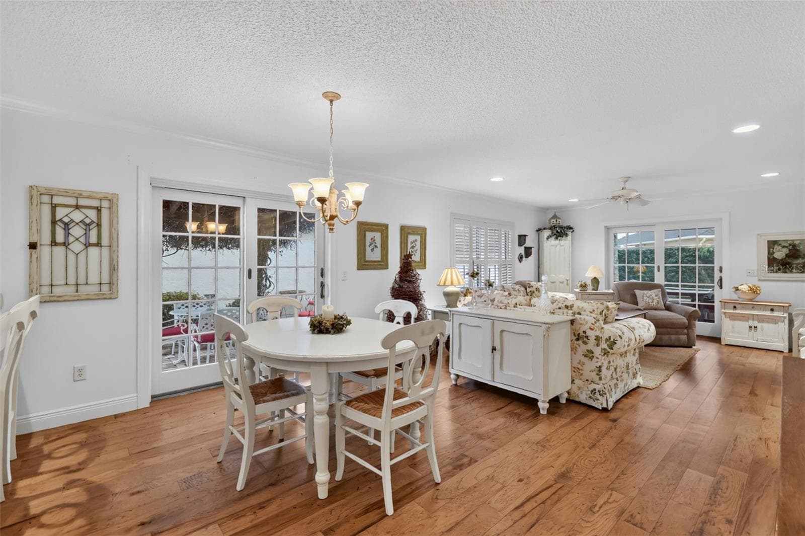 Villa at 1863 DALTON DR, THE VILLAGES, photo 5 of 38