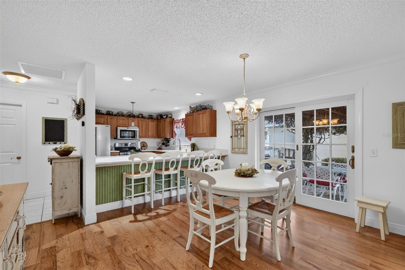 Villa at 1863 DALTON DR, THE VILLAGES, photo 7 of 38