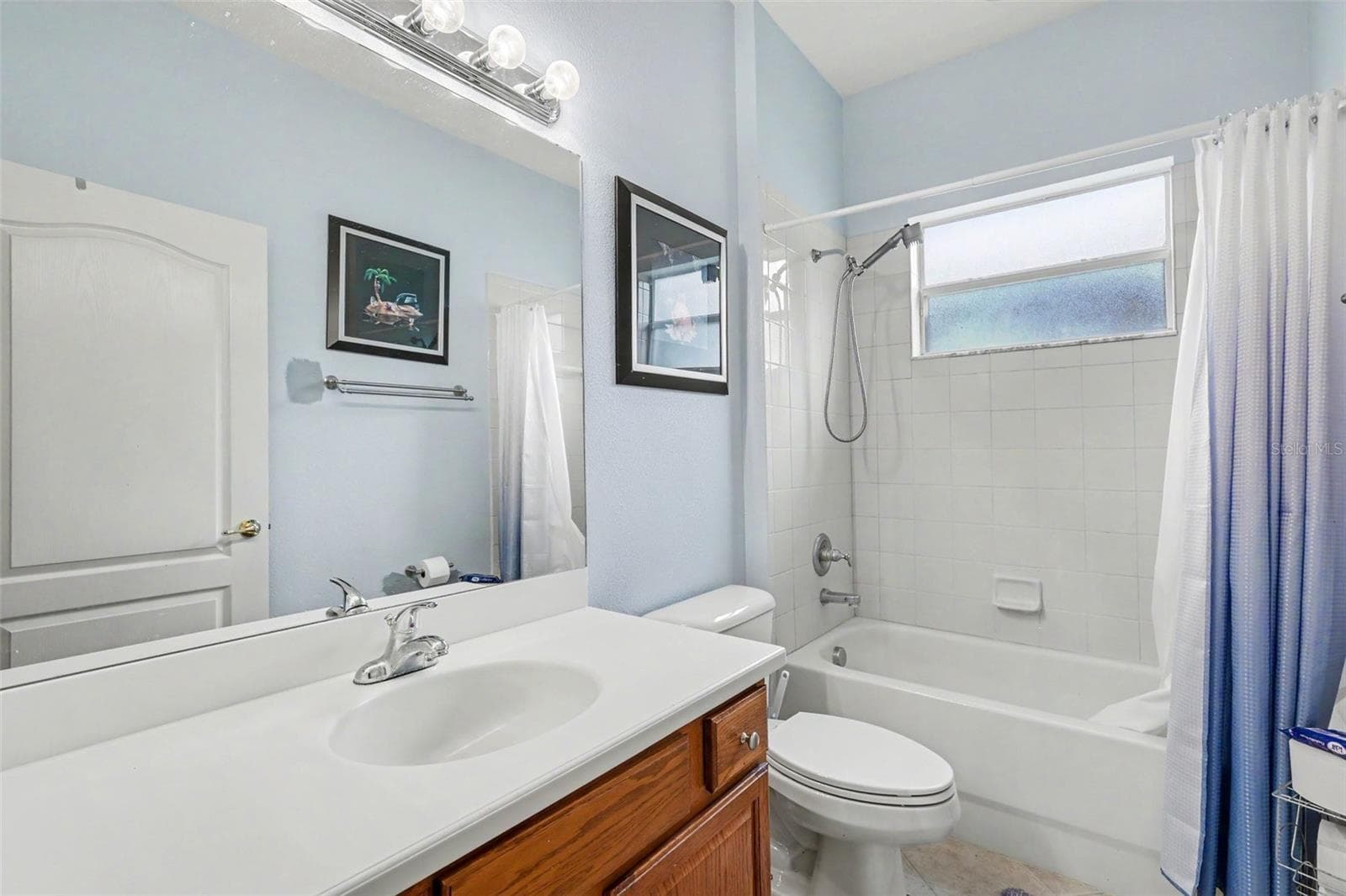 2nd bath - 10710 SHADY PRESERVE DR, RIVERVIEW