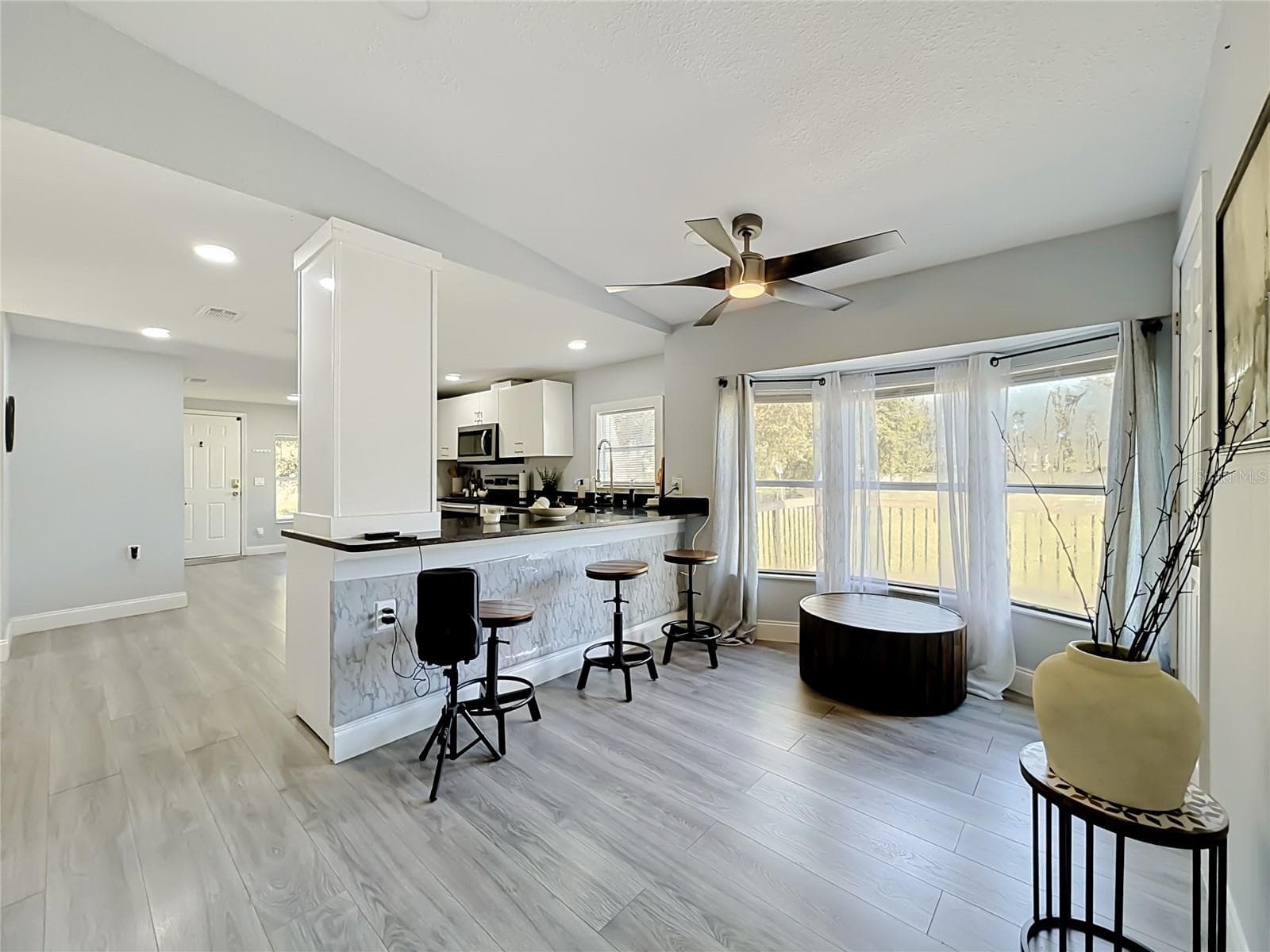 Manufactured Home at 18452 AMITYVILLE DR, ORLANDO, photo 18 of 46