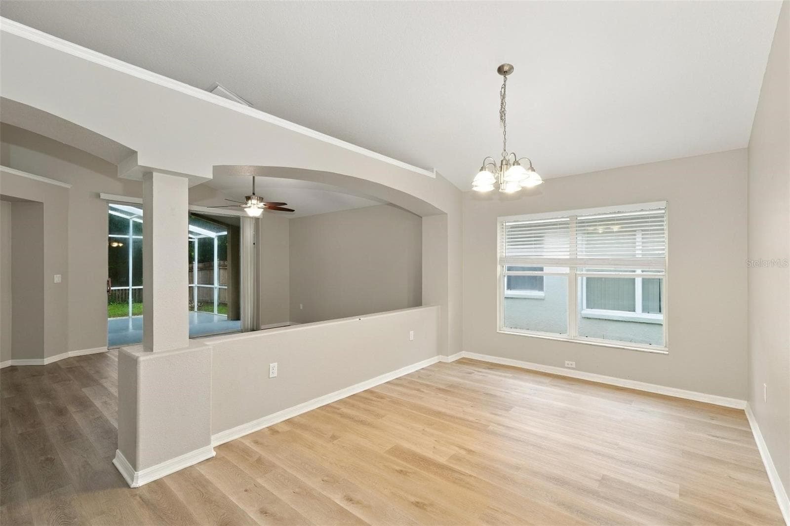 Single Family Residence at 8608 BUTTONBUSH CT, TAMPA, photo 12 of 43