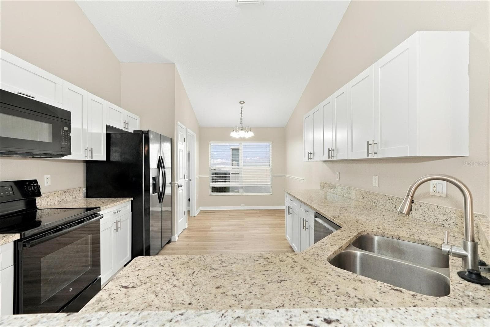 Single Family Residence at 8608 BUTTONBUSH CT, TAMPA, photo 17 of 43