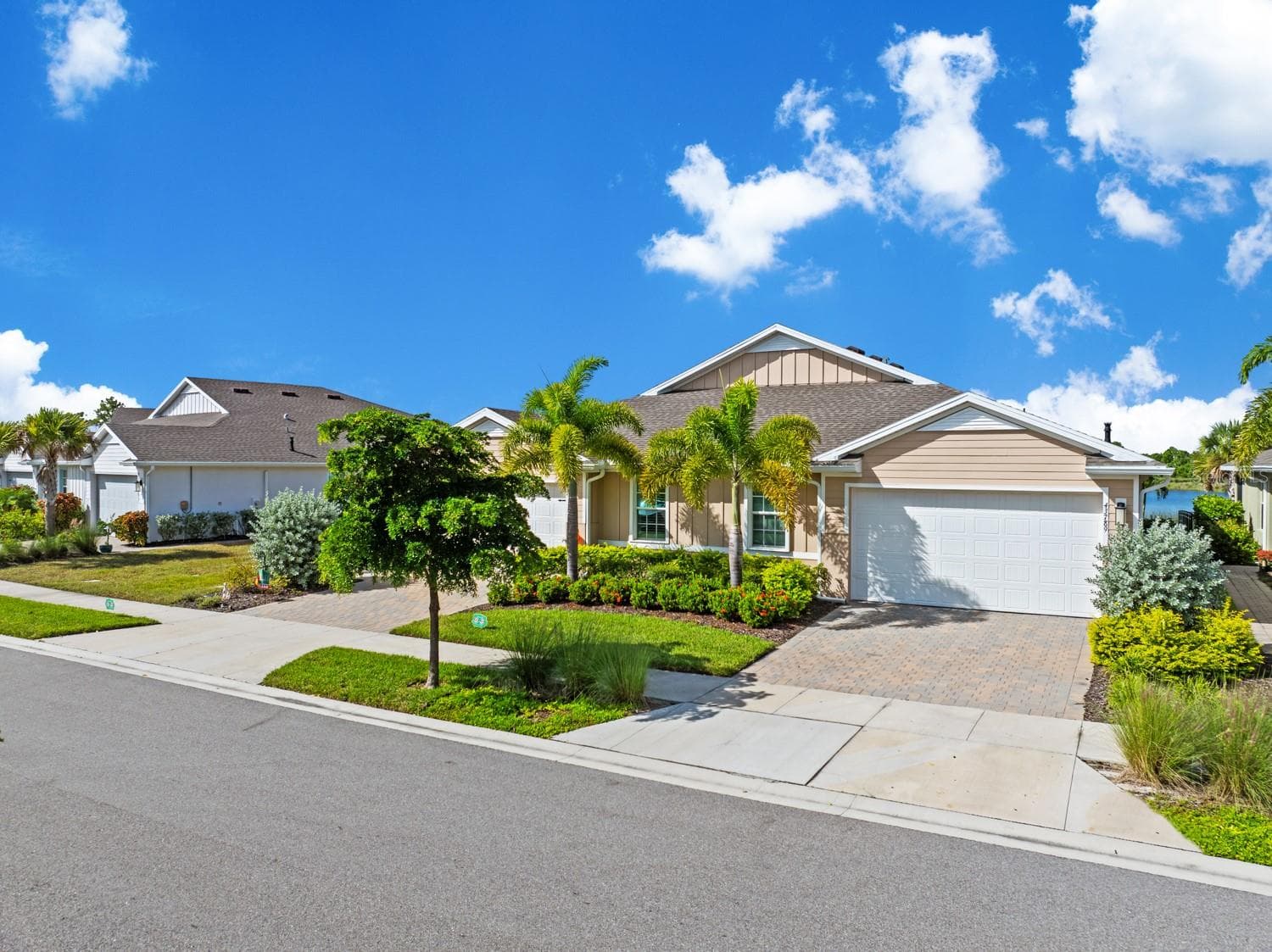 Villa at 43789 SPARROW DR, PUNTA GORDA, photo 3 of 44