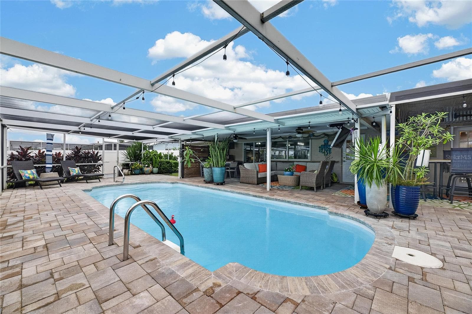 They Don't Typically Make The Big Ones Like This Anymore. - 6510 SOLITAIRE PALM WAY, APOLLO BEACH