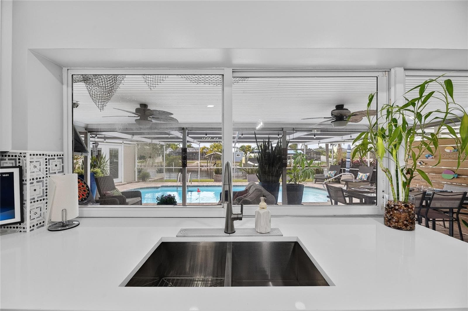 Here's That Handy Pass-Thru Window Again From The Inside! - 6510 SOLITAIRE PALM WAY, APOLLO BEACH