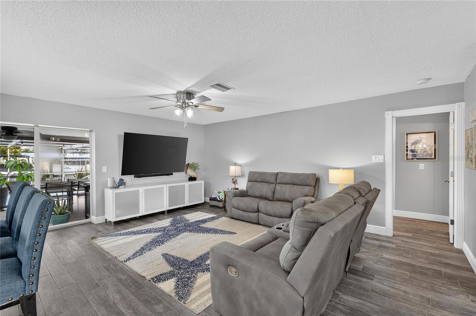 I Guess If I Wasn't Outside On The Oasis, I Could Watch The Game In The Expansive Living Room! - 6510 SOLITAIRE PALM WAY, APOLLO BEACH