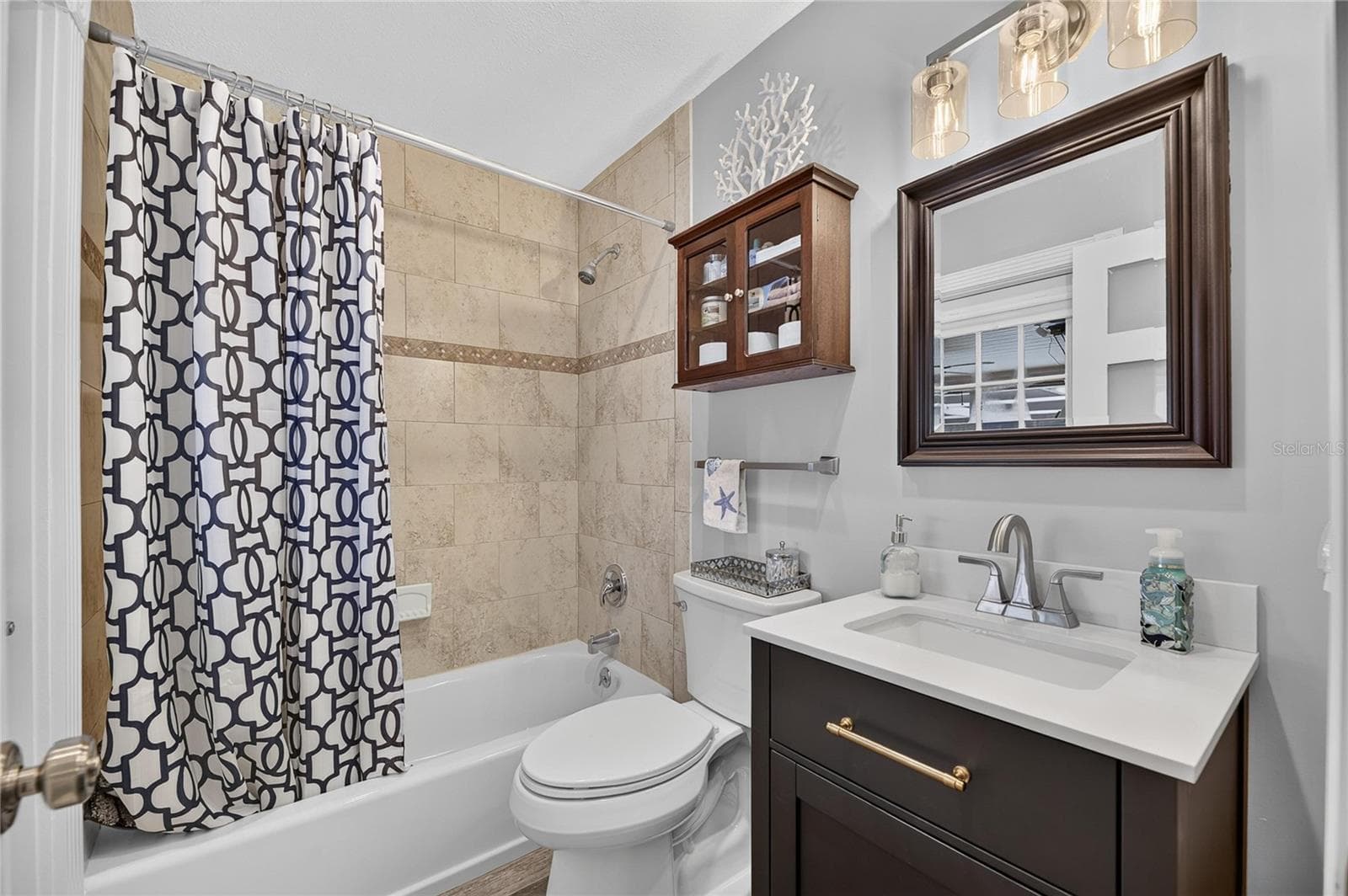 Tub/Shower Combo Tiled Walls & Another Kohler Extended Height Commode! This Bath Also Serves As The Always Advantageous Pool Bath! - 6510 SOLITAIRE PALM WAY, APOLLO BEACH