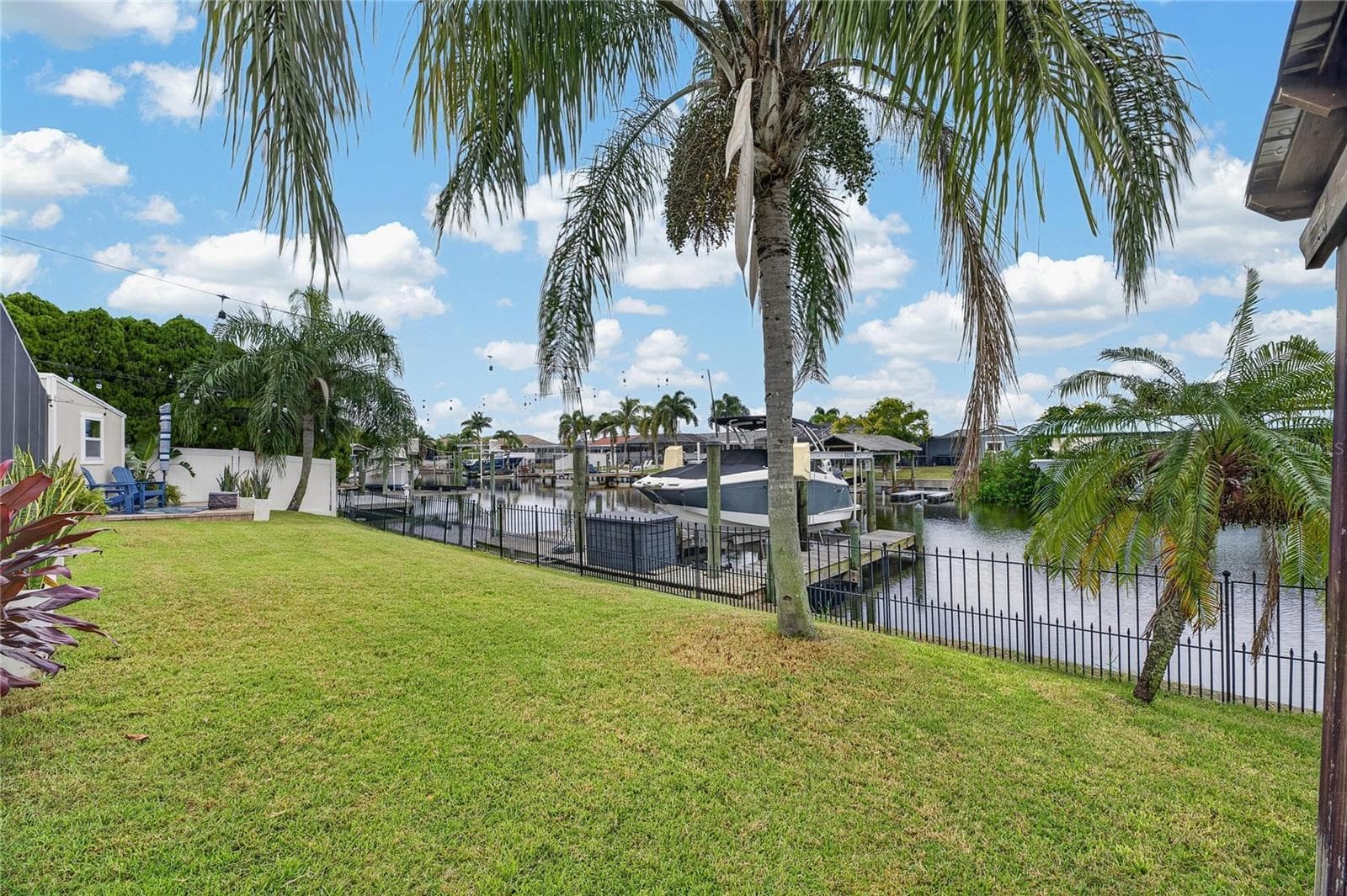 Many Other Waterfront Apollo Beach Home DO NOT Have This Feature, With Little To No Yard Between The Home & Seawall!! - 6510 SOLITAIRE PALM WAY, APOLLO BEACH