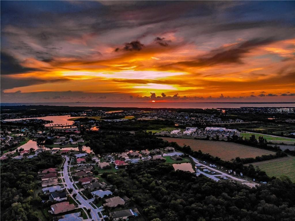 Another Beautiful Apollo Beach Sunset!! - 6510 SOLITAIRE PALM WAY, APOLLO BEACH