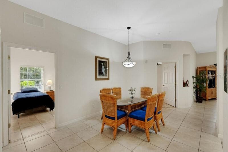 Condominium at 301 NEW PROVIDENCE PROMENADE #301, DAVENPORT, photo 12 of 20
