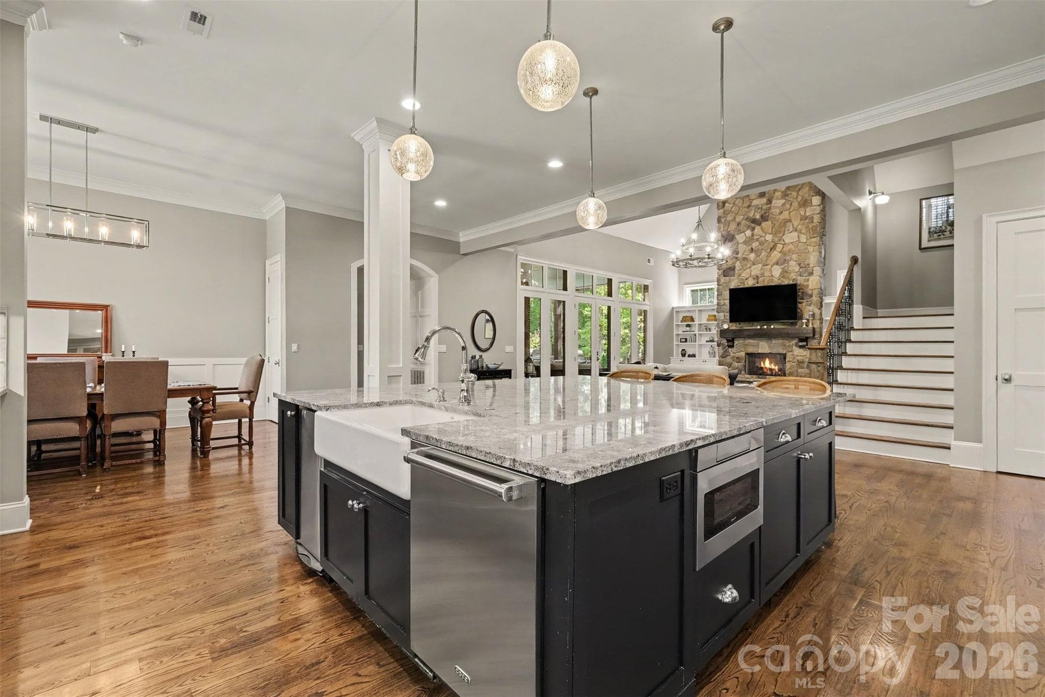 Single Family Residence at 4071 Poplar Ridge Drive, Fort Mill, photo 13 of 47