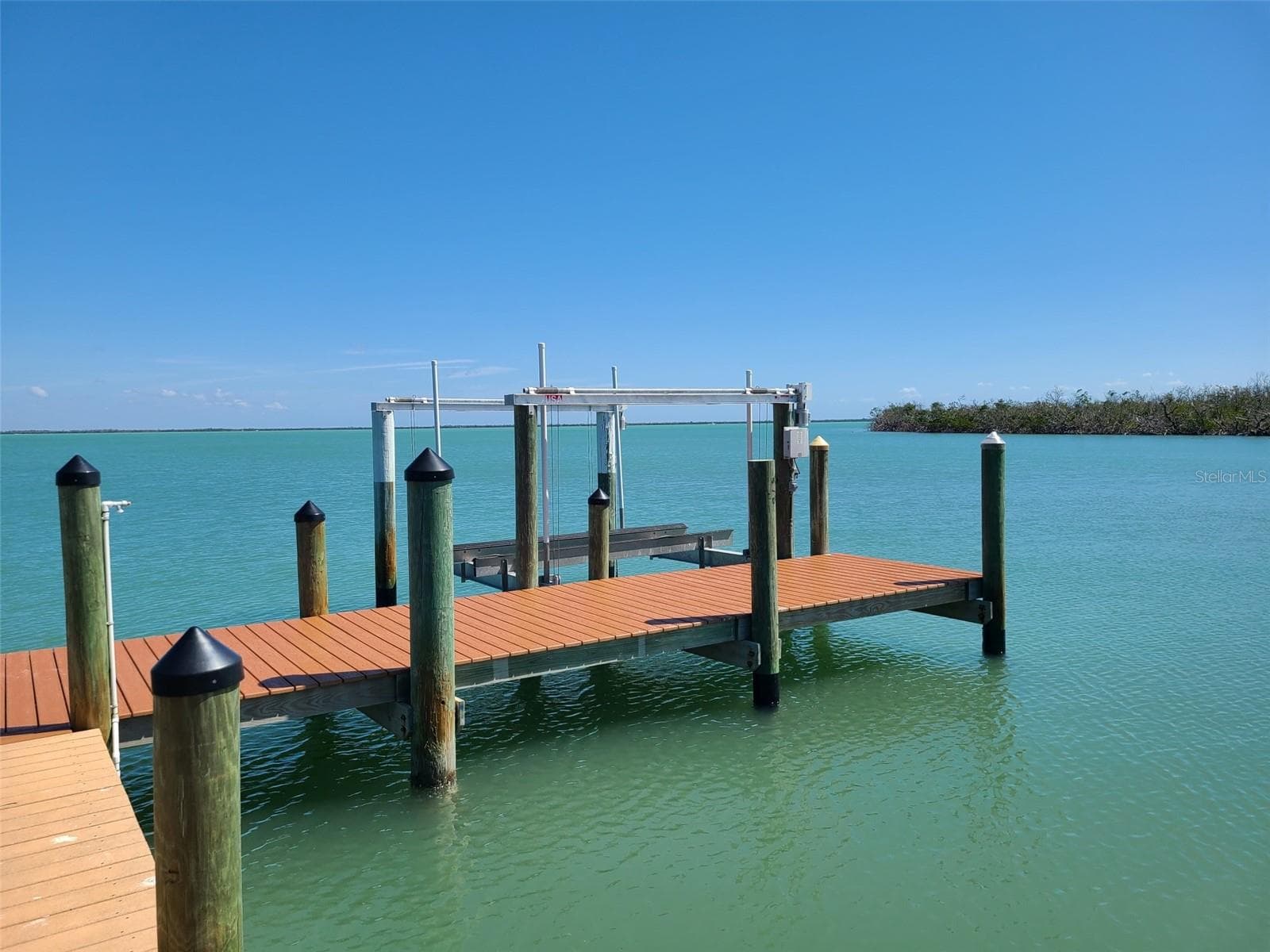 Single Family Residence at 19 GROUPER HOLE DR, BOCA GRANDE, photo 3 of 46