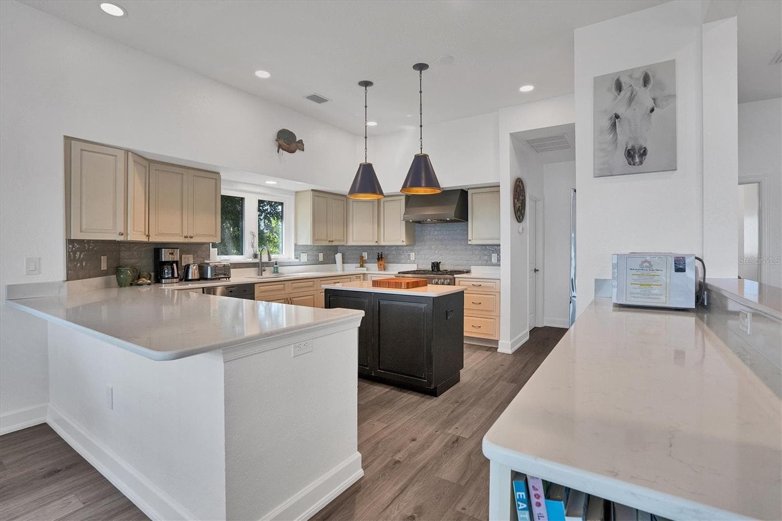 Single Family Residence at 19 GROUPER HOLE DR, BOCA GRANDE, photo 12 of 46