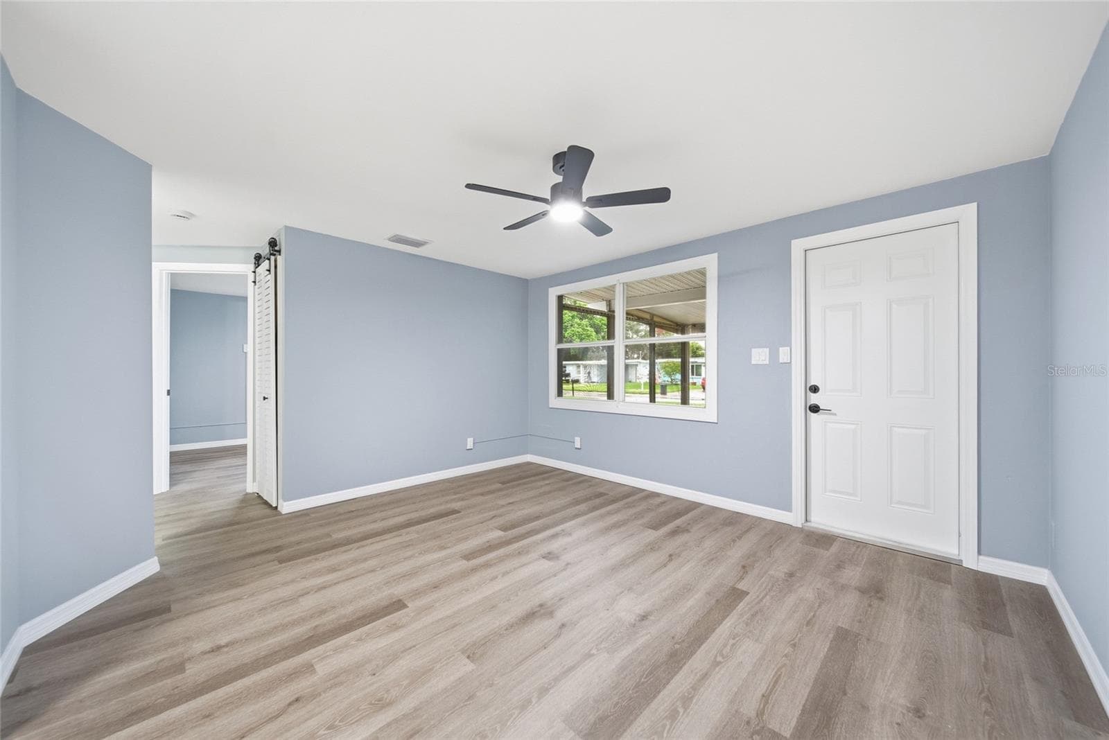 Single Family Residence at 11982 106TH ST, LARGO, photo 8 of 23