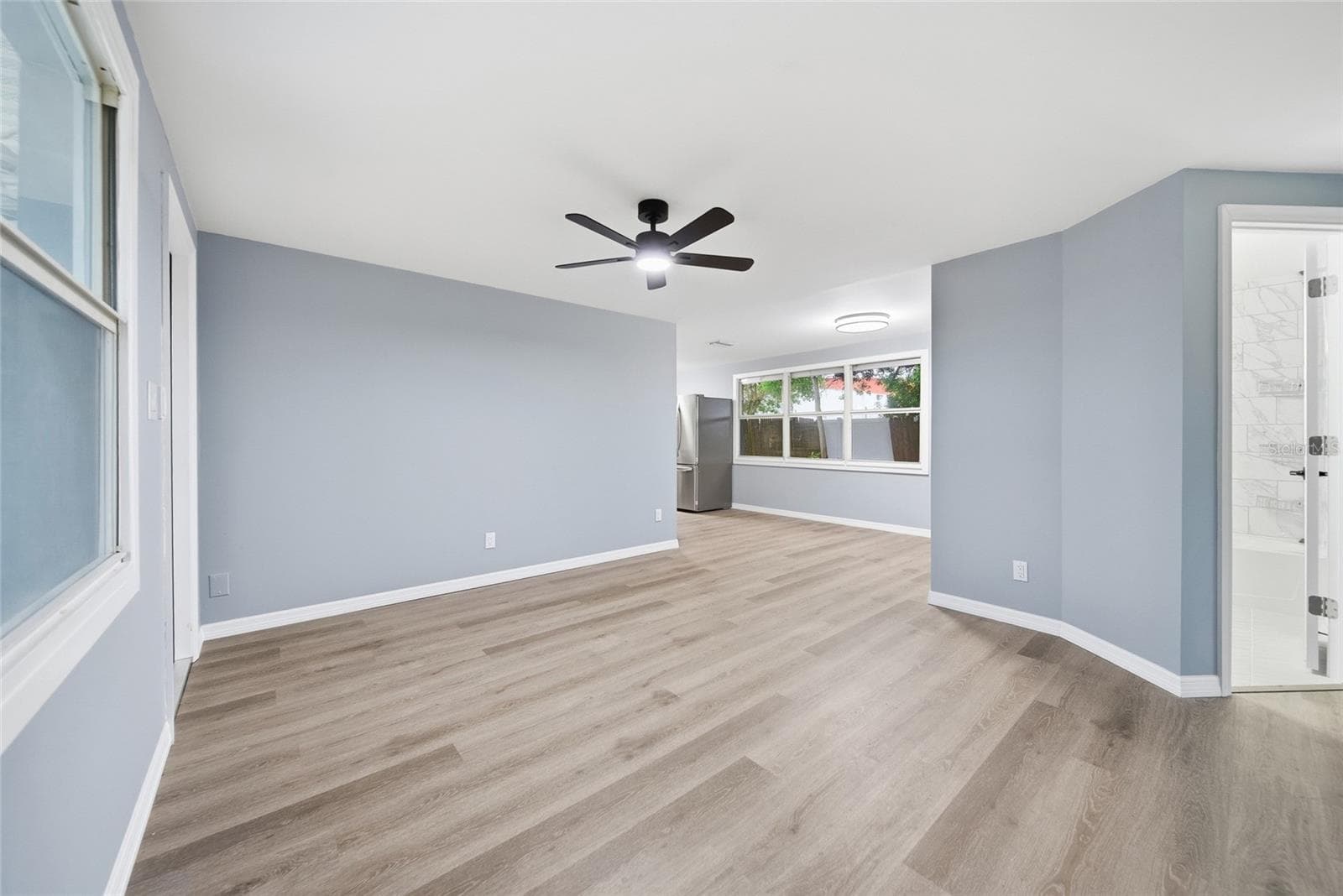 Single Family Residence at 11982 106TH ST, LARGO, photo 13 of 23