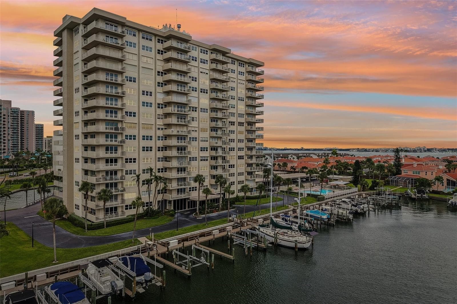Drone photo boat slips - 1621 GULF BLVD #1604, CLEARWATER