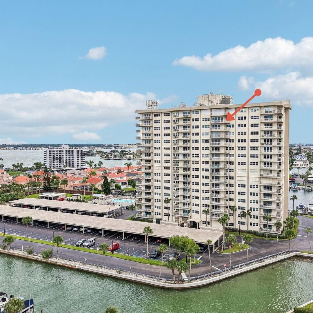 Condominium at 1621 GULF BLVD #1604, CLEARWATER, photo 3 of 59