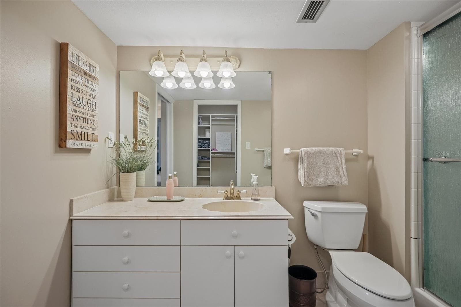 Condominium at 1621 GULF BLVD #1604, CLEARWATER, photo 32 of 59