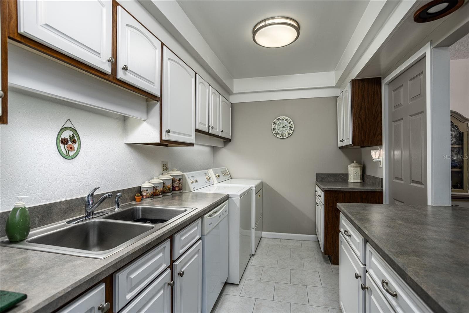 Condominium at 1717 NW 23RD AVE #2E, GAINESVILLE, photo 12 of 46