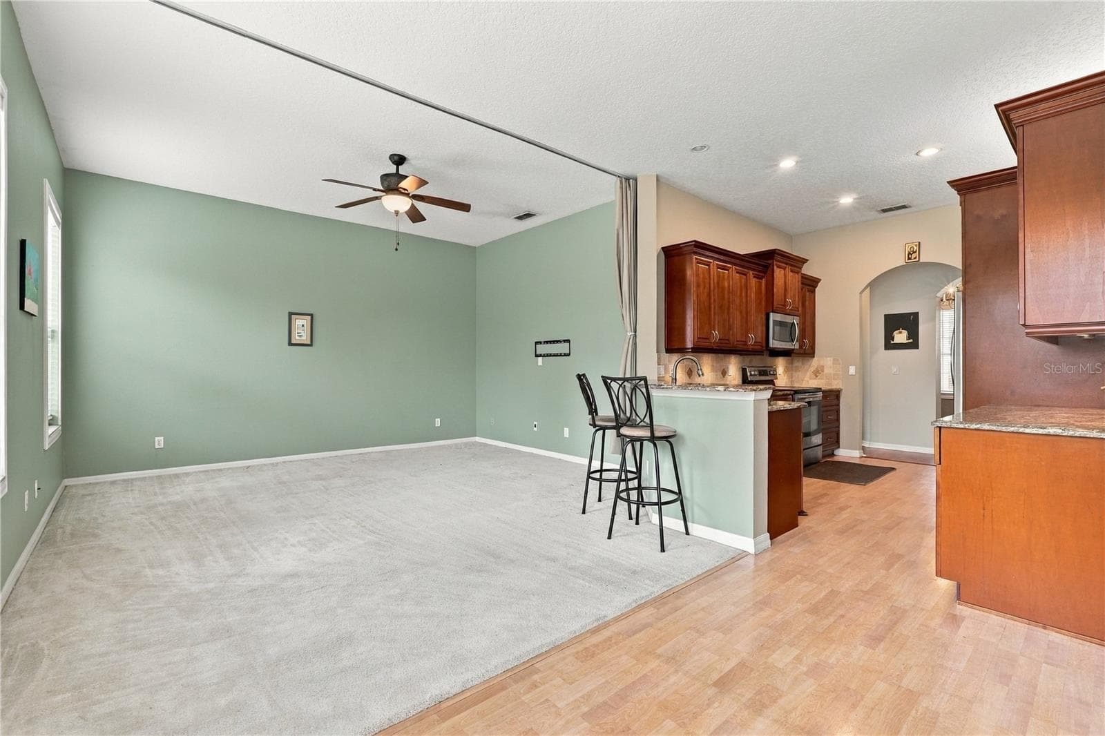 Single Family Residence at 2372 CIMMARON ASH WAY, APOPKA, photo 9 of 31