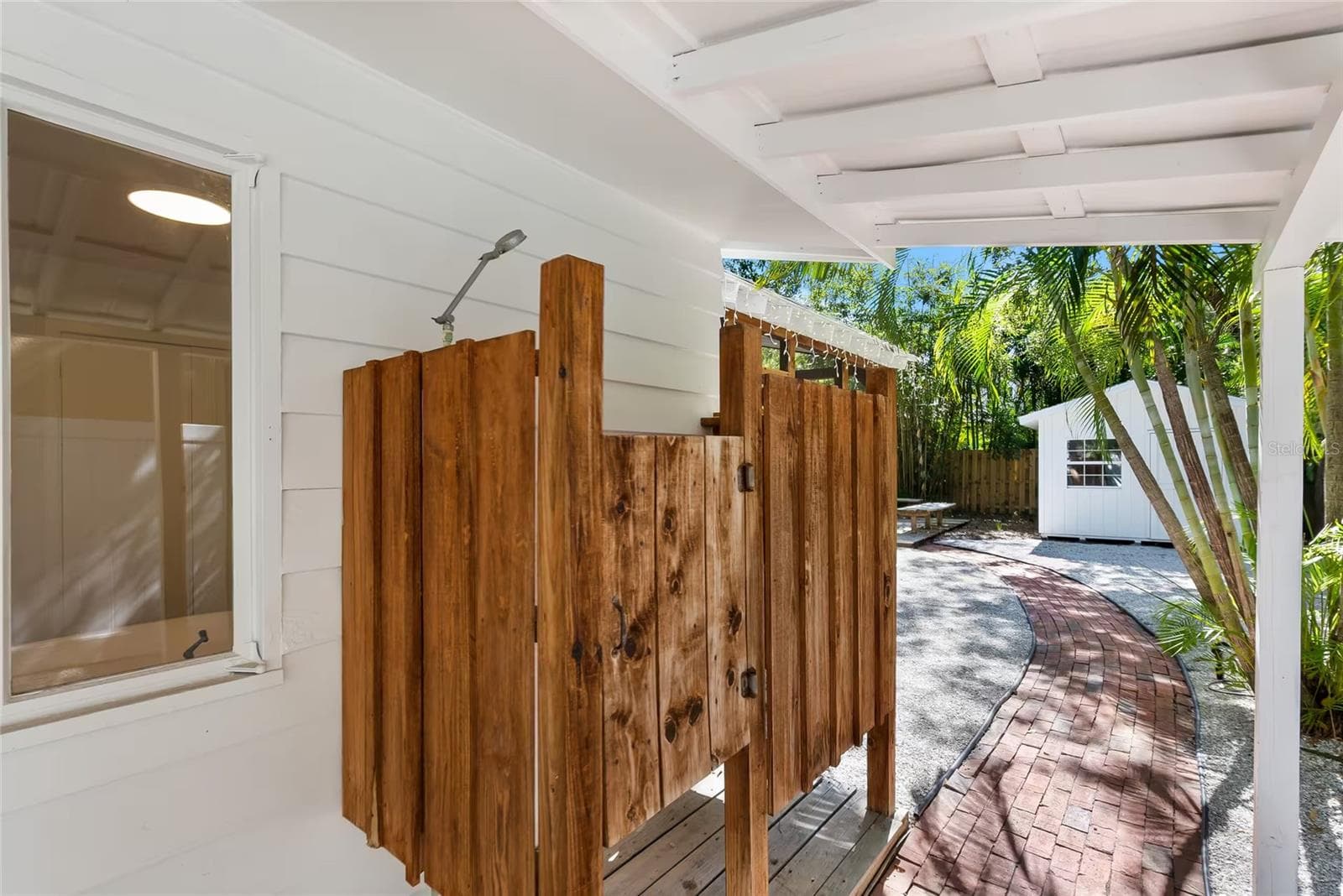 Single Family Residence at 2142 WALDEMERE ST, SARASOTA, photo 25 of 42