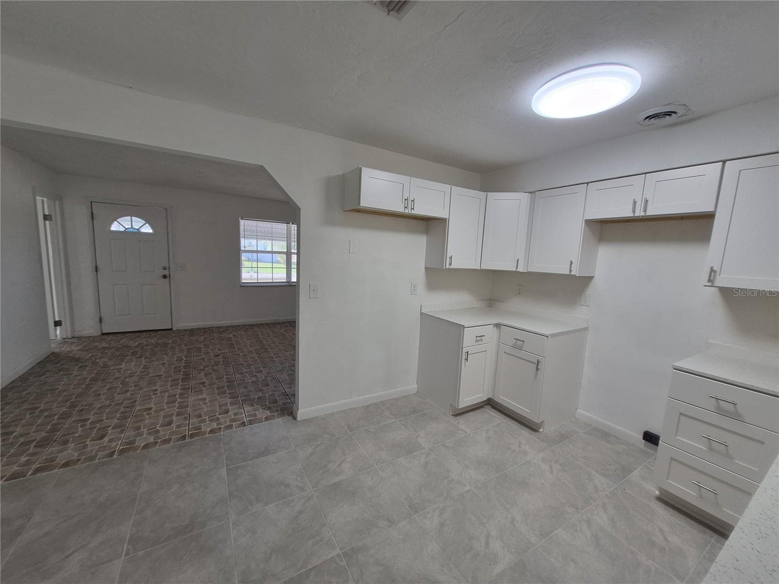 Single Family Residence at 9 MICHIGAN ST, BEVERLY HILLS, photo 8 of 16