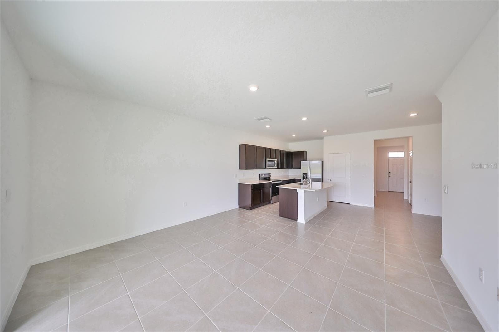 Townhouse at 3531 WHITE DANDELION CT, PLANT CITY, photo 10 of 51