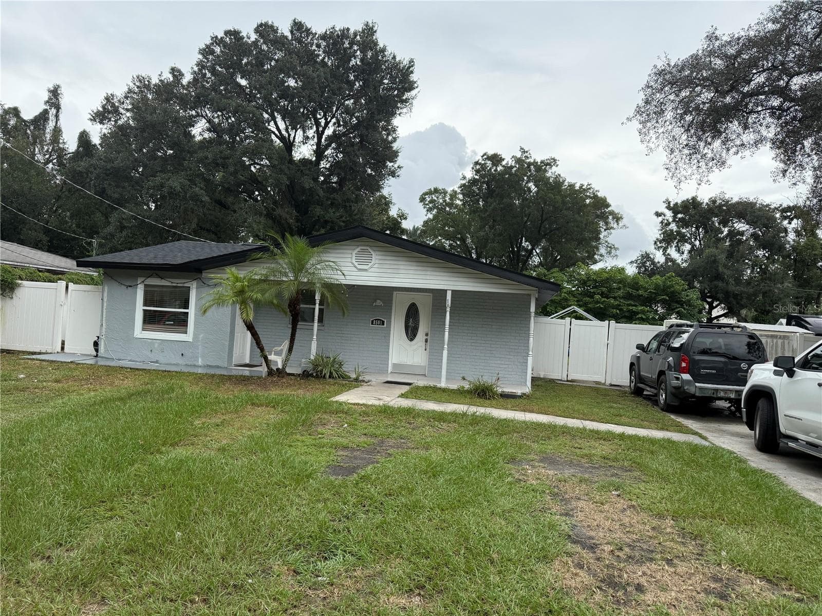 Single Family Residence at 8501 N PACKWOOD AVE, TAMPA, photo 2 of 30