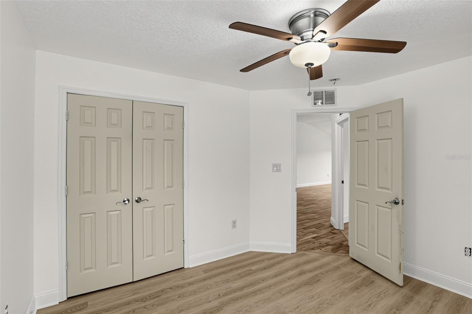Single Family Residence at 7320 TOMBERLIN LN, MOUNT DORA, photo 13 of 26
