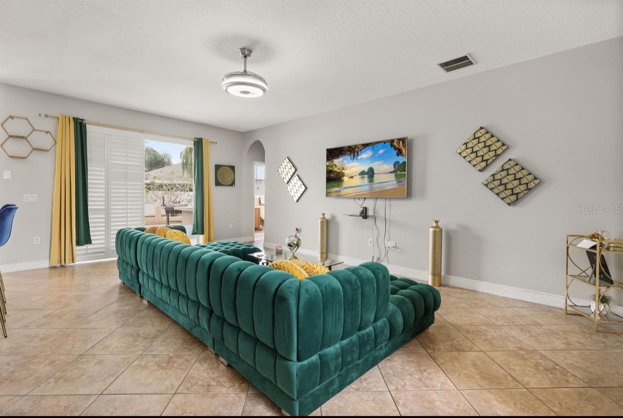 Single Family Residence at 12657 IRIS LAKE DR, ORLANDO, photo 21 of 32