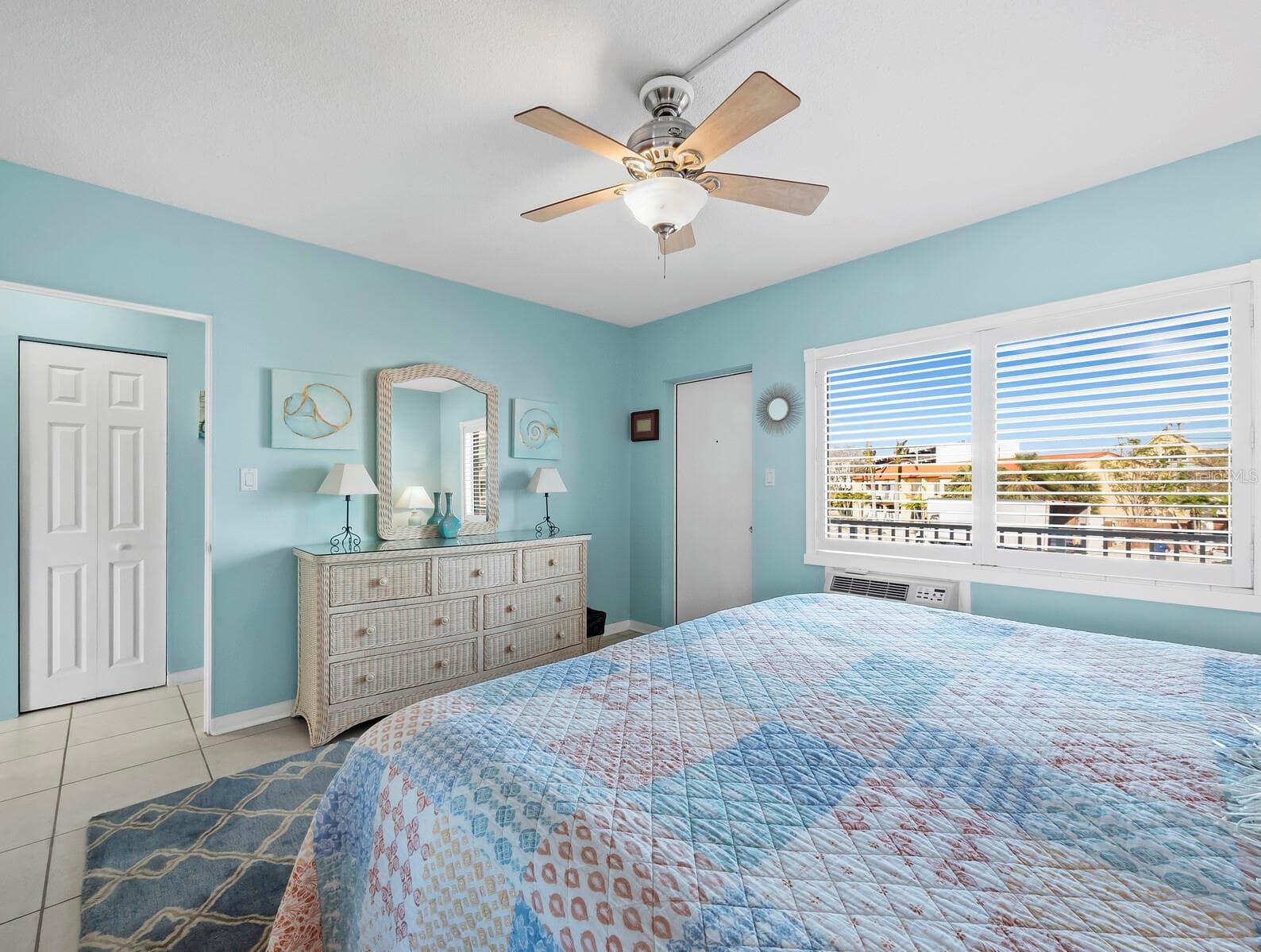 Condominium at 475 BENJAMIN FRANKLIN DR #215, SARASOTA, photo 12 of 43