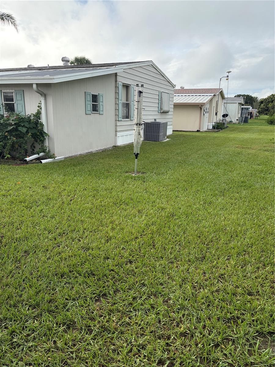 Manufactured Home at 193 E SWEET CIR, WINTER HAVEN, photo 19 of 19