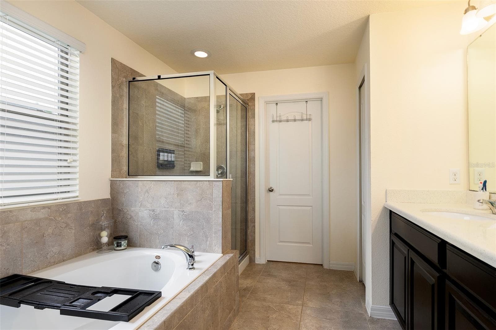 Single Family Residence at 11916 ALDER BRANCH LOOP, ORLANDO, photo 17 of 30