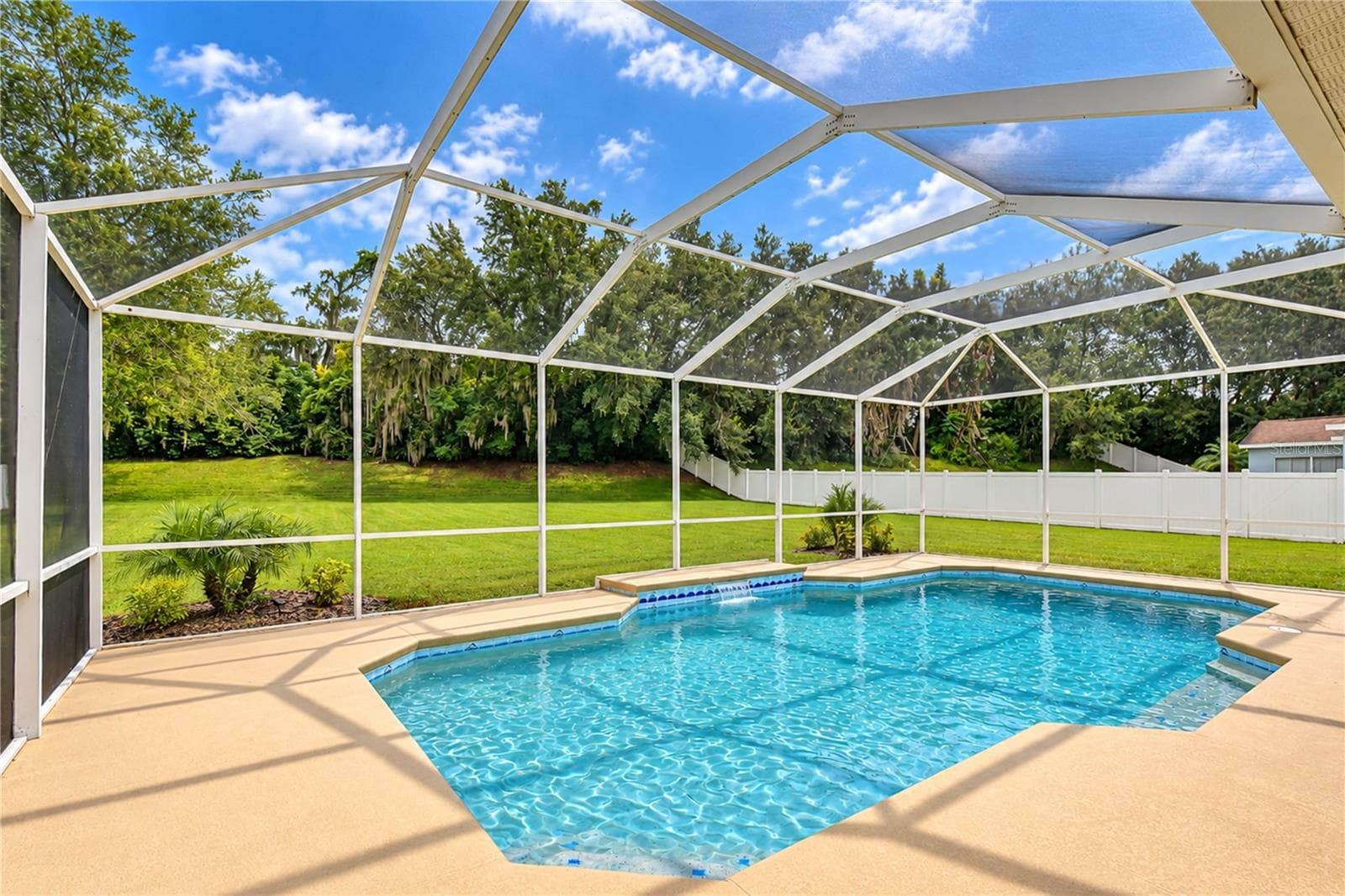 Ideal setting for unwinding and enjoying the outdoors. - 5104 WHISPERING LEAF TRL, VALRICO
