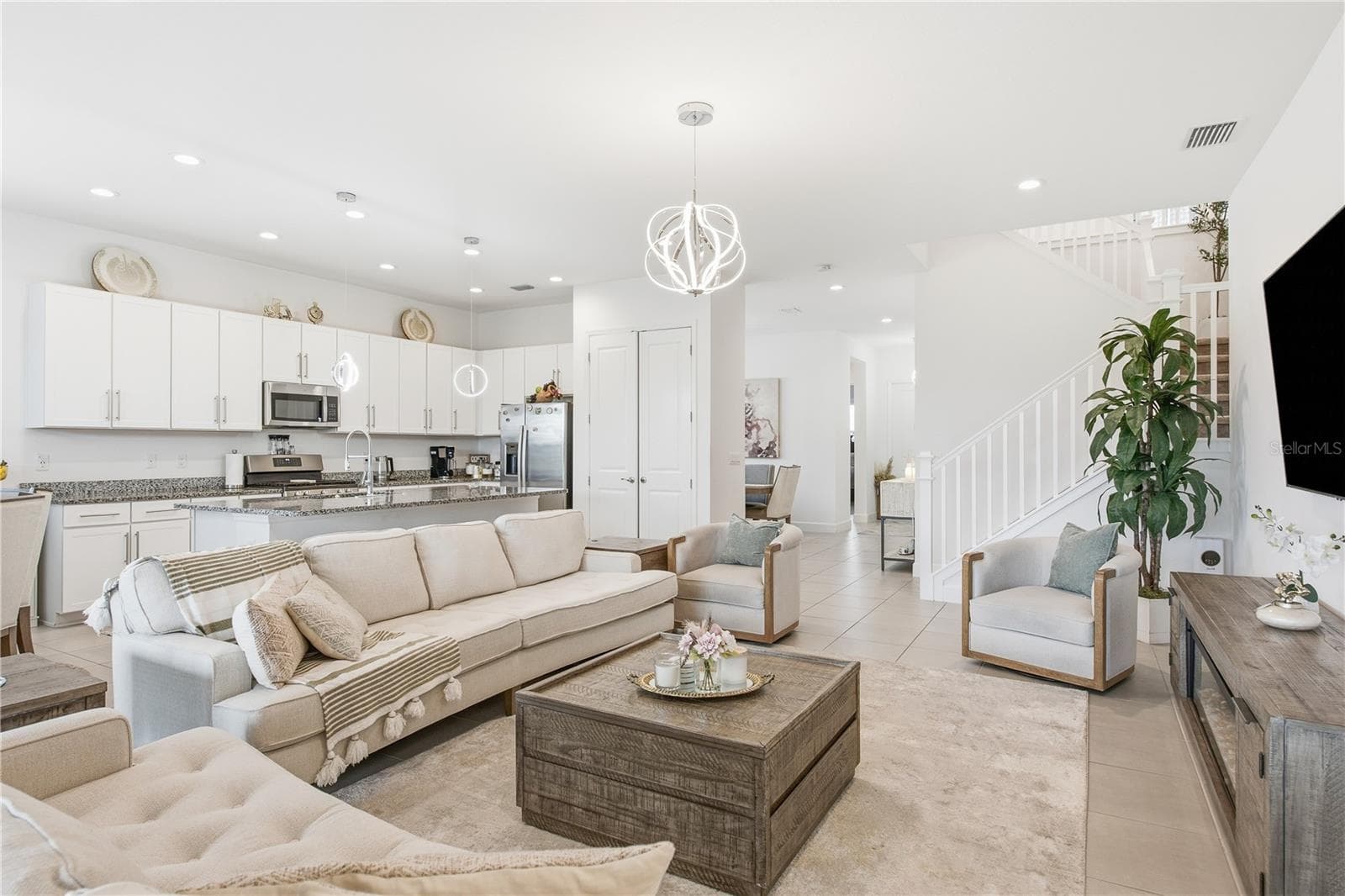 Single Family Residence at 32604 TREE OF LIFE AVE, WESLEY CHAPEL, photo 16 of 65