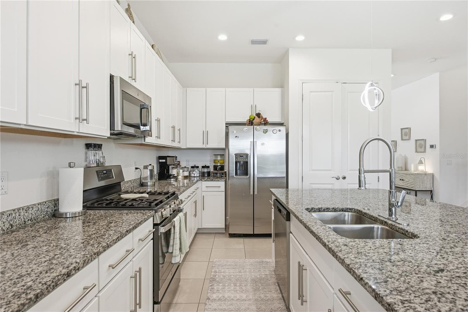 Single Family Residence at 32604 TREE OF LIFE AVE, WESLEY CHAPEL, photo 21 of 65