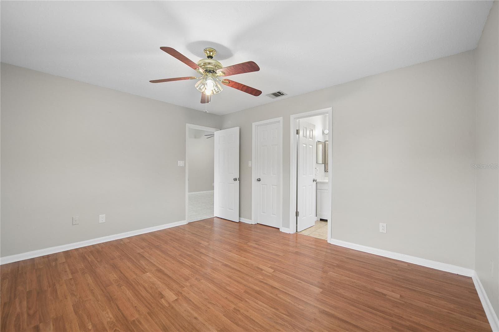 Half Duplex at 624 S WILDFLOWER CT, LONGWOOD, photo 16 of 29